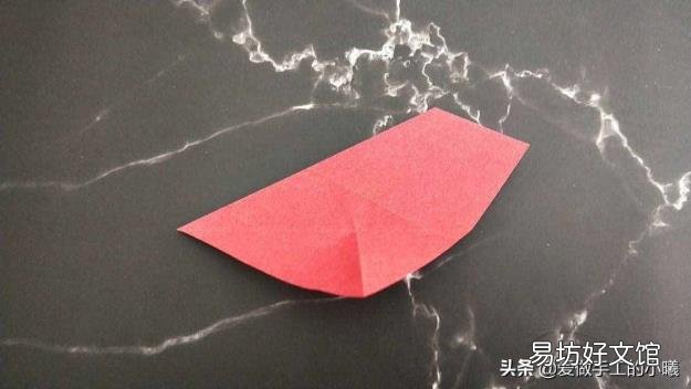 怎么折玫瑰花教程 纸玫瑰的折法图解