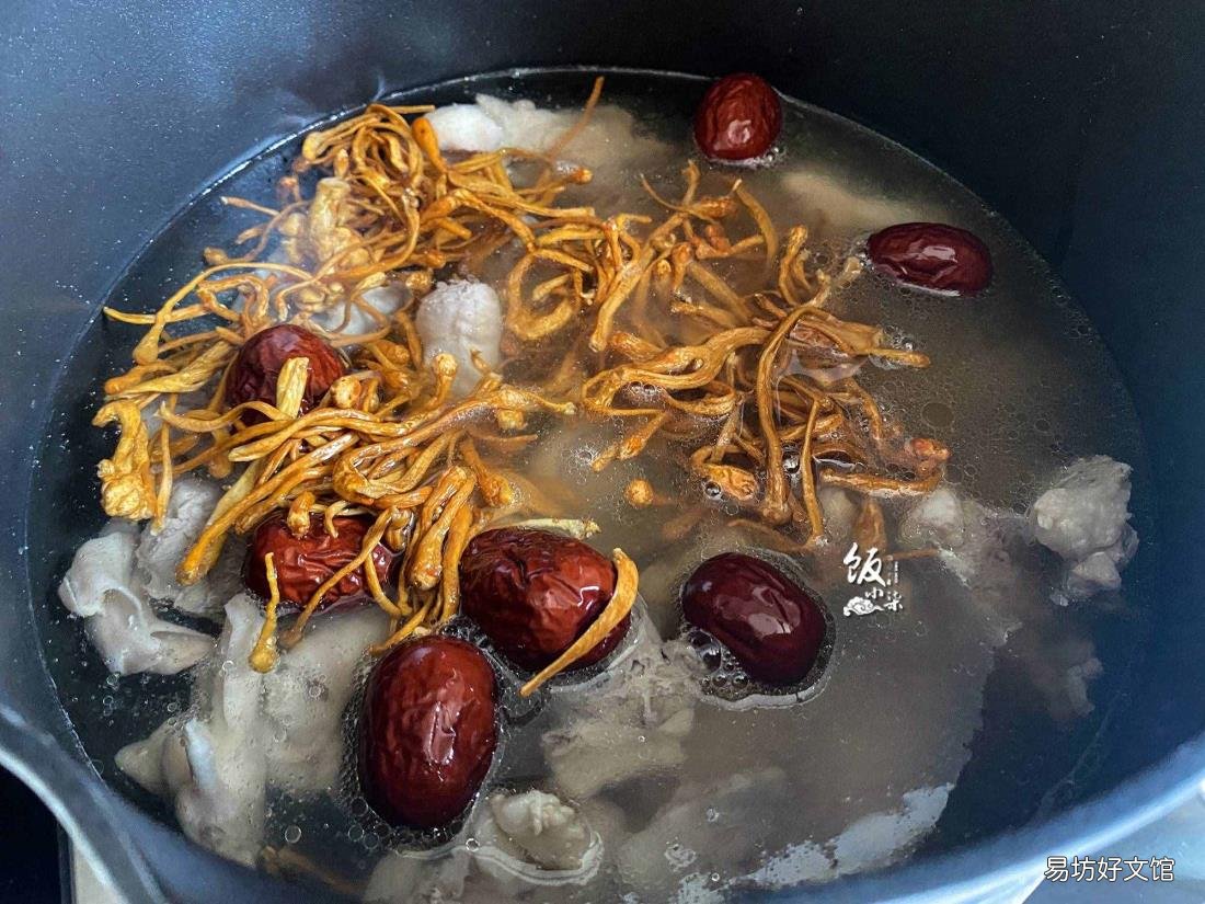 砂锅炖老鸭汤的做法 老鸭汤做法
