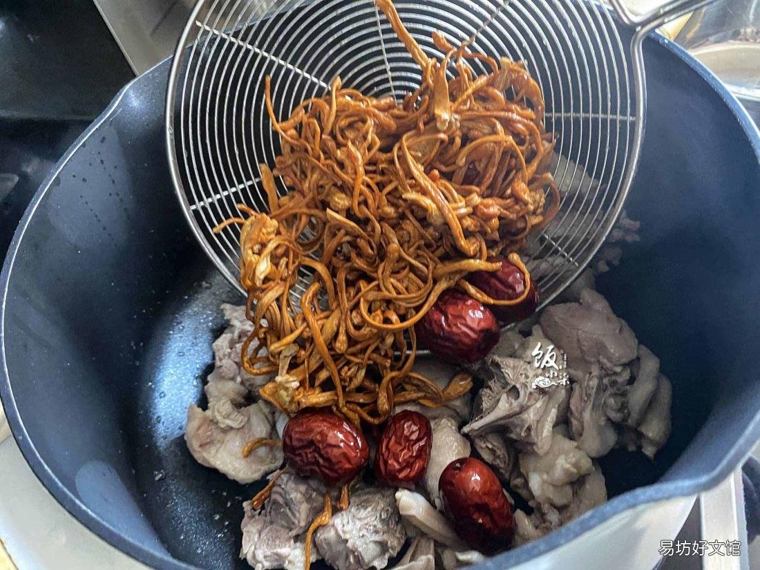 砂锅炖老鸭汤的做法 老鸭汤做法