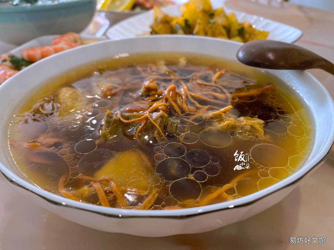 砂锅炖老鸭汤的做法 老鸭汤做法