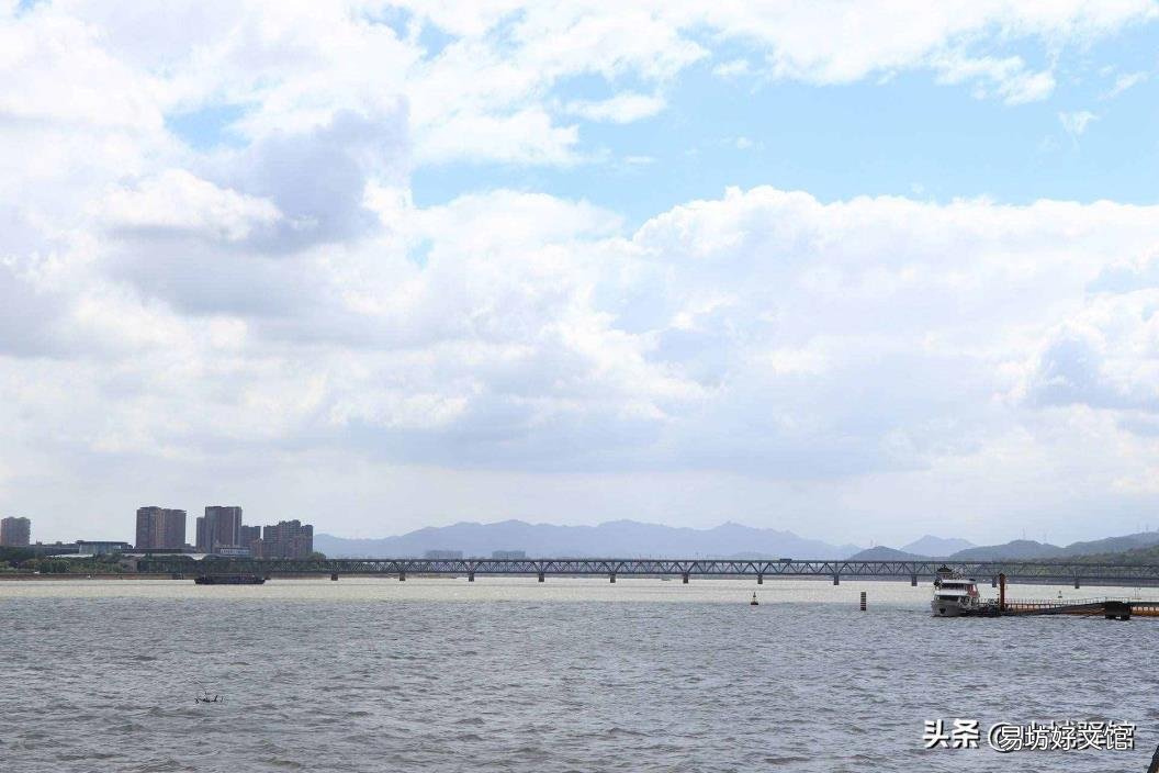 錢塘江大潮是什么原理 錢塘潮的形成