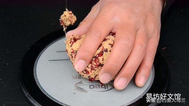 冬天鲫鱼用什么打窝,什么饵好钓?