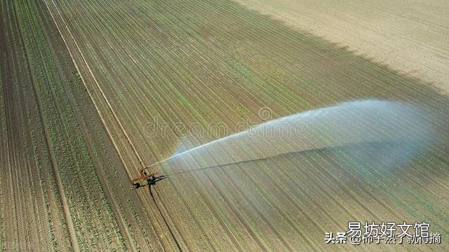 枣强加会镇农民用清凉江水浇地,一伙人霸占渠水收费合理合法吗?