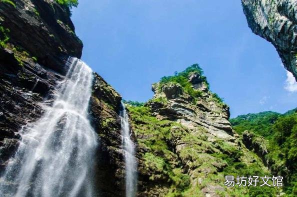 山重水复疑无路全诗文 山重水复疑无路柳暗花明又一村的意思