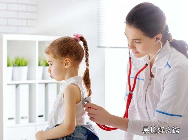 开空调睡觉喉咙很干很难受怎么办 开空调睡觉要注意什么