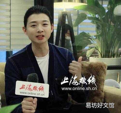 霍尊脖子上的天珠圖片 歌手霍尊父親母親是誰