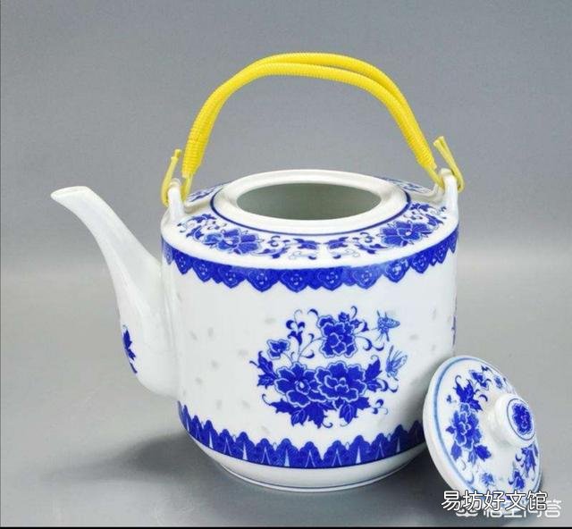 现在农村里招待客人,是用杯子泡茶好,还是用茶具泡工夫茶好?