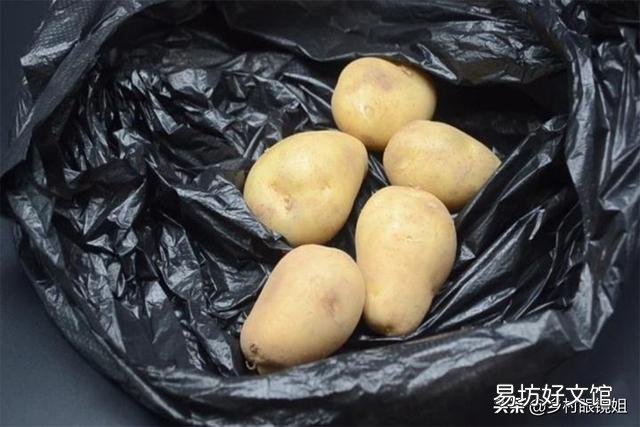 为什么土豆拿回家没几天就发芽了,在超市放那么久都不发芽?