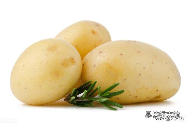 为什么土豆拿回家没几天就发芽了,在超市放那么久都不发芽?