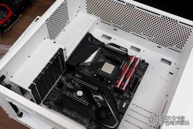 显卡电源线怎么插 显卡怎么安装