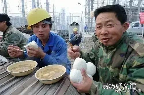 有些农村，完全可以搞点养殖业，没必要都往城里挤，你怎么看？
