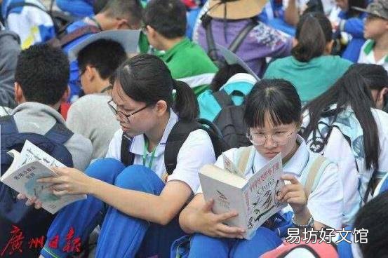 赞美老师的语段100字 赞美老师的名人名言
