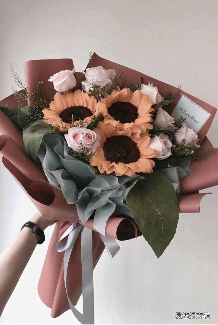 高考结束送什么花合适 向日葵的花语和寓意