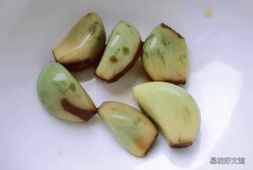 夏天怎么腌腊八蒜窍门 腊八蒜怎么腌制才能绿