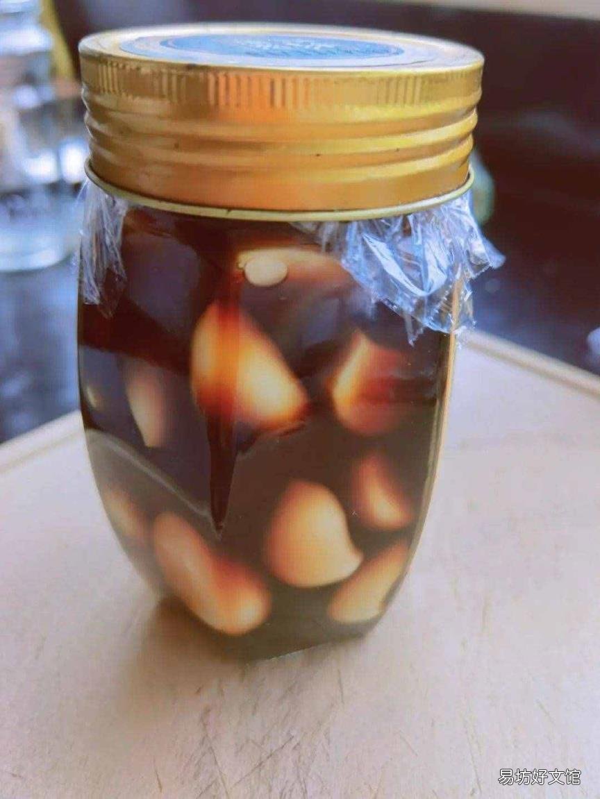 夏天怎么腌腊八蒜窍门 腊八蒜怎么腌制才能绿