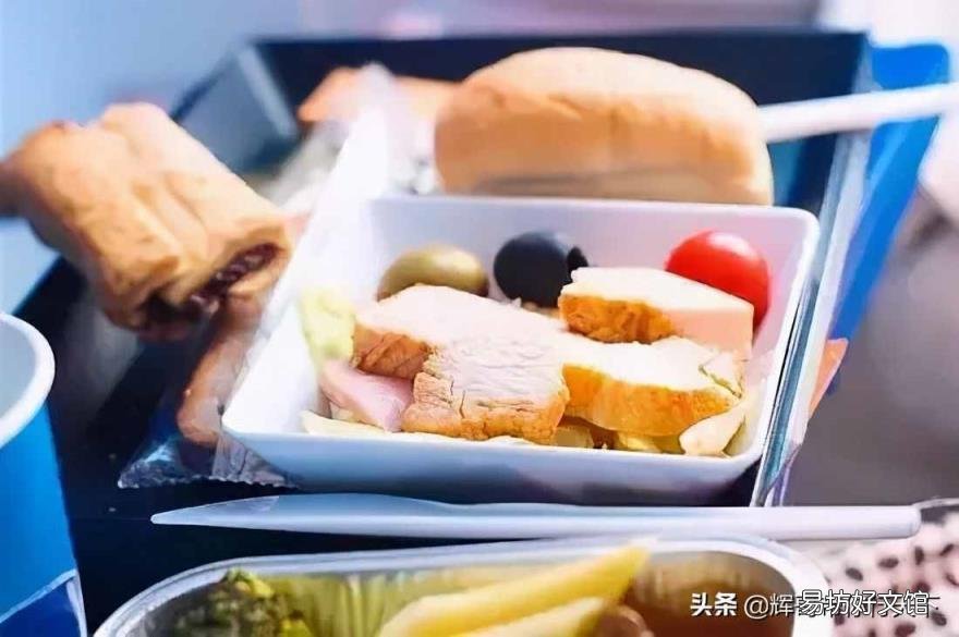 第一次坐飞机详细流程 第一次坐飞机应该注意什么