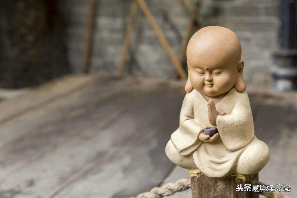 眼睛深邃的意思 深邃是什么意思