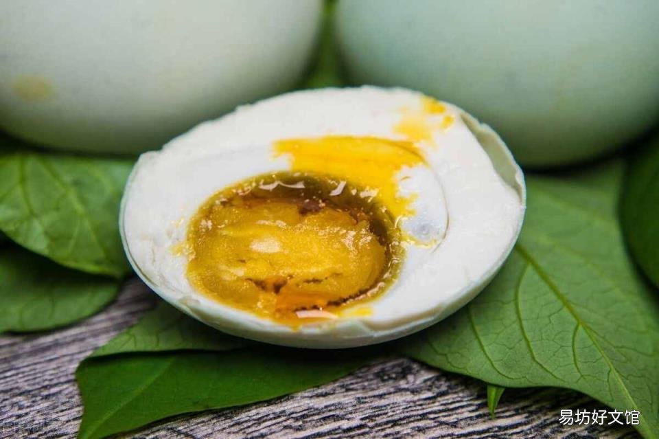 自己腌制咸鸭蛋 咸鸭蛋怎么腌