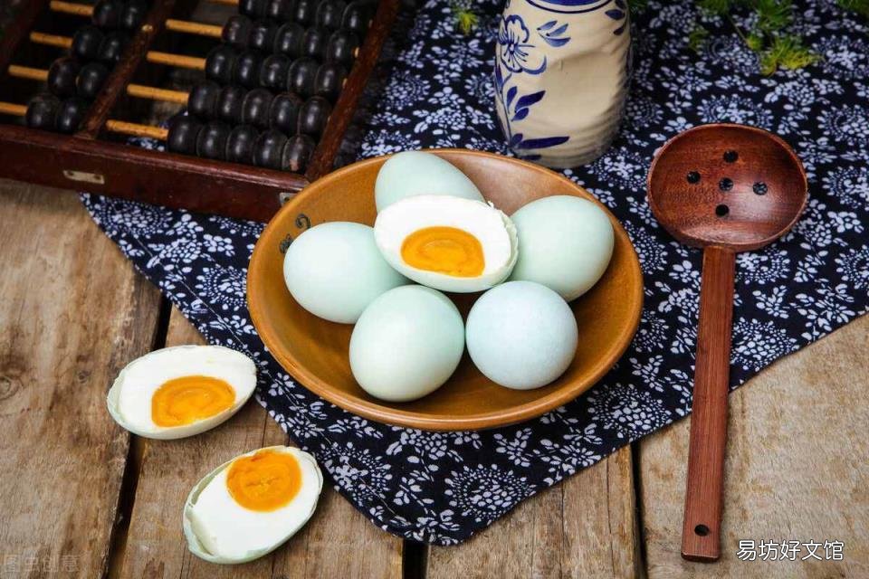 自己腌制咸鸭蛋 咸鸭蛋怎么腌