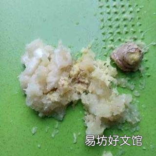 怎么凉拌黄瓜好吃又简单 蒜泥黄瓜