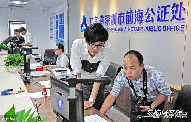 离婚了双方都要房子该怎么分?