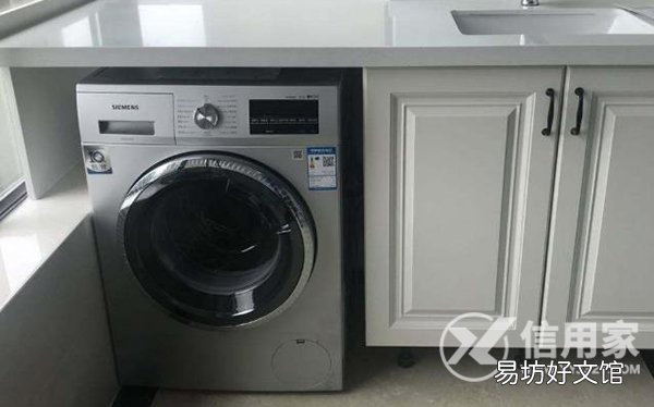 洗衣机甩干时桶晃得厉害怎么办 滚筒洗衣机甩干的时候颠簸的很厉害