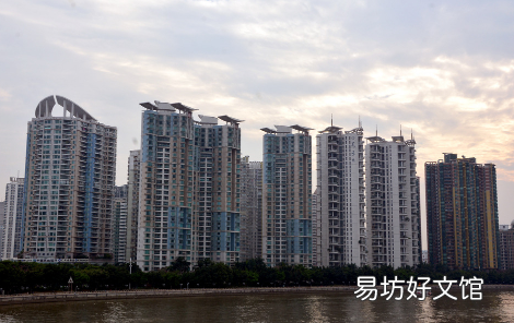 房子賣了以后房產(chǎn)證被收回去嗎