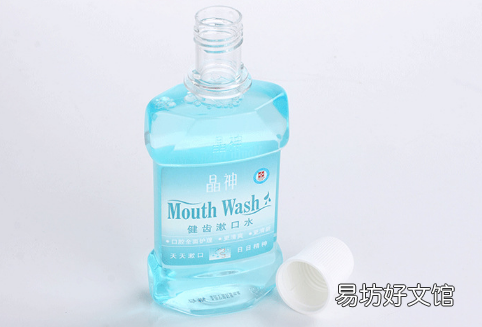 漱口水残留的咽下去没事吗