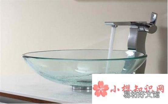 面盆发霉变黑洗不掉怎么办