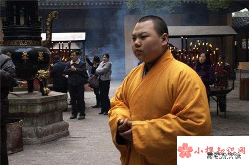 为什么在中国穷道士富和尚？