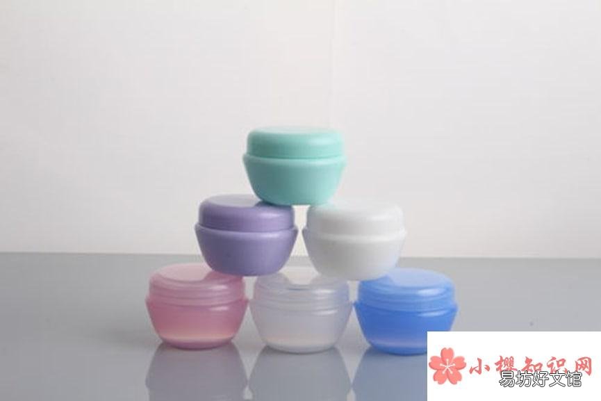 巧将泛黄的塑料制品恢复到原来的白色
