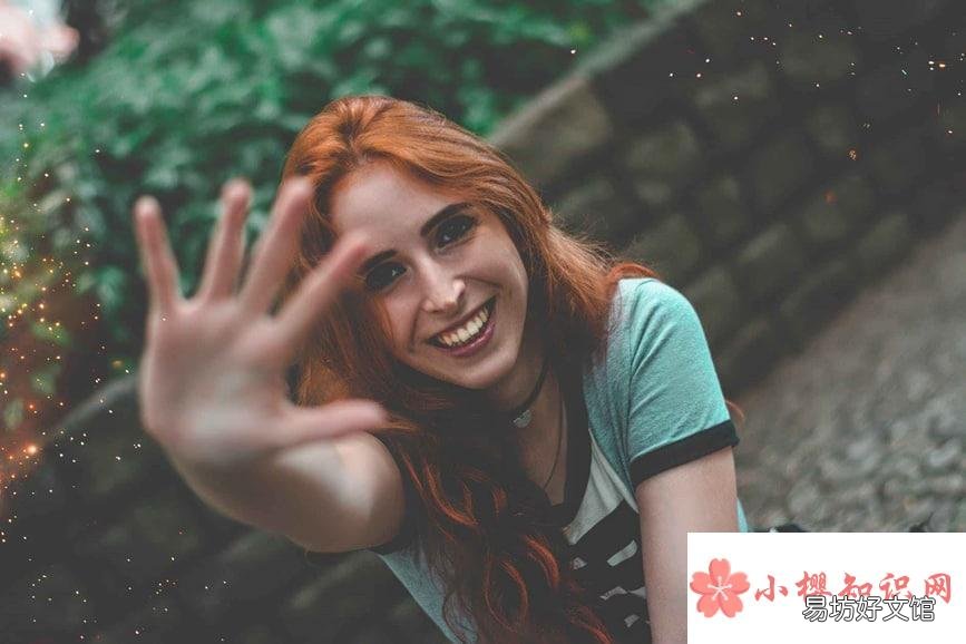 女性在感情中应不应该主动