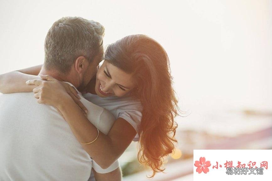 女性在感情中应不应该主动