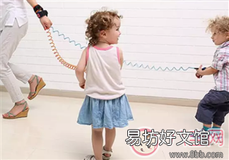 如何选购宝宝防走失绳 爷爷带三胞胎用的什么防丢绳