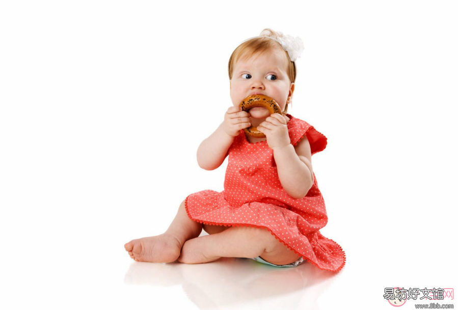 适合婴幼儿的健康零食有哪些 一岁宝宝可以吃薯片吗