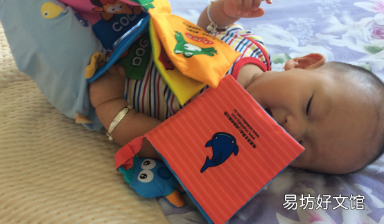 BOX怎么样 启智婴儿布书宝宝喜欢吗 拉拉布书MINI