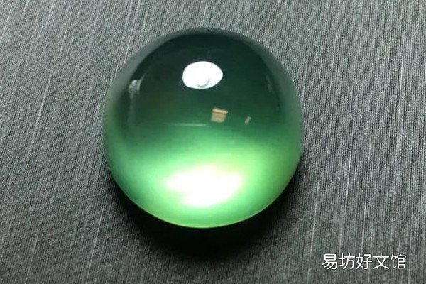 葡萄石有裂纹正常吗 葡萄石裂纹和生长纹的区别