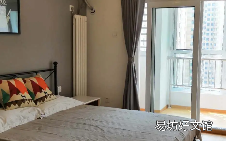 合同没有到期房东可以要求退房吗 退房房东要200清洁费合理吗