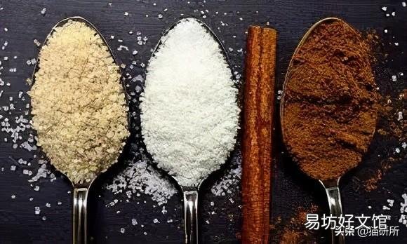 猫咪特别爱吃水果正常吗(猫咪特别喜欢吃水果)
