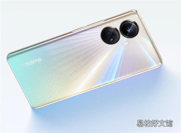1699元!网友上手真我10 Pro+:续航太牛 用了近16个小时还有电